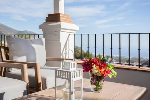 New Luxury Mijas townhouse Views Terrace&Patio Apartment in Mijas