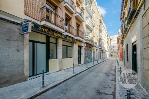 Neighbourhood, Street view