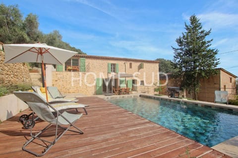 Property building, Patio, Swimming pool