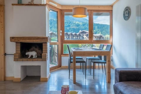 Natural landscape, Seating area, Dining area, Mountain view