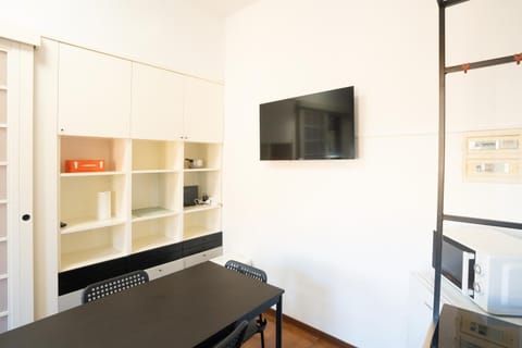 TV and multimedia, Kitchen or kitchenette