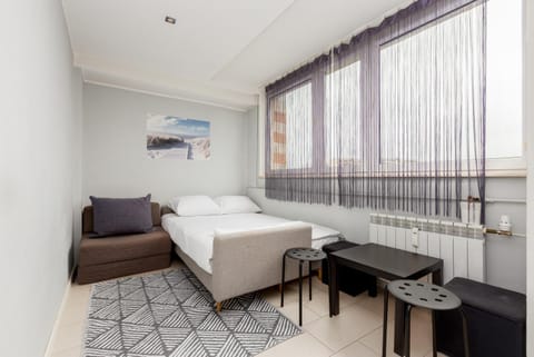 Bed, Living room, Photo of the whole room, Seating area, Bedroom