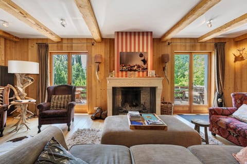 Property building, Living room