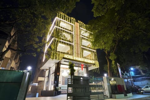 Property building, Night
