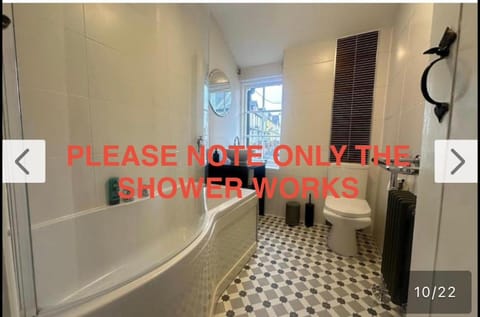 Charming newly renovated 3 bed cottage in Brecon town with private garden & pets welcome House in Brecon