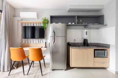 TV and multimedia, Kitchen or kitchenette, Dining area