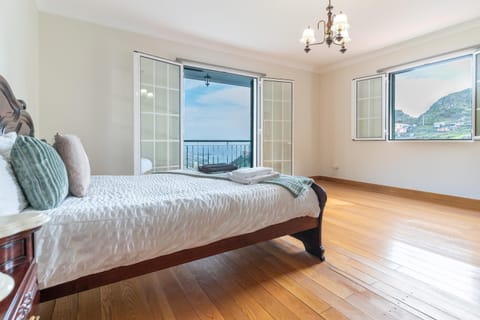 Bed, Natural landscape, Bedroom, Mountain view