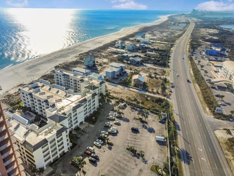Palm Beach 21C by Vacation Homes Collection Apartment in Orange Beach