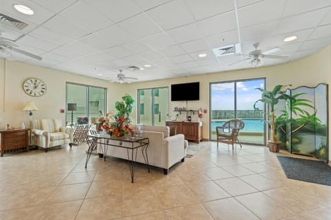 Perdido Towers 101 by Vacation Homes Collection Apartment in Ono Island