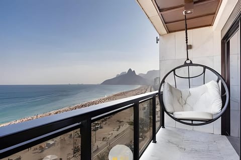 Balcony/Terrace, Mountain view, Sea view, Street view, Sunrise, Sunset