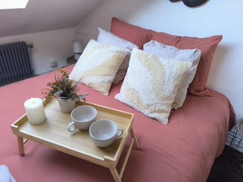 Bed, Coffee/tea facilities