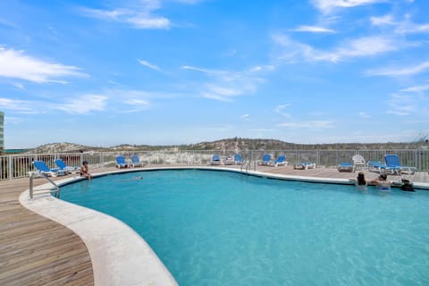 Sugar Beach 354 by Vacation Homes Collection Apartment in Orange Beach