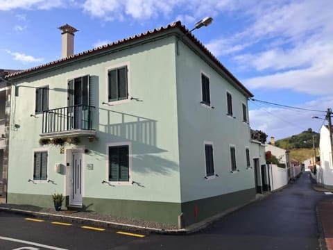Property building, Street view