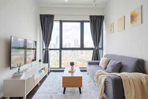 TV and multimedia, Living room, Seating area, City view