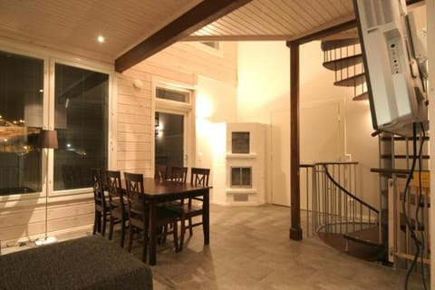 Villa Vallaton 3 Bedroom Apartment House in Finland