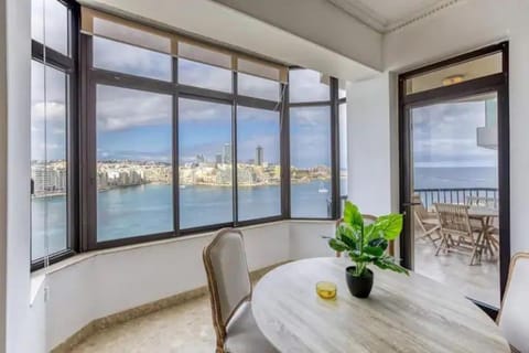 Wonderful Apartment in the heart of Sliema Apartment in Sliema
