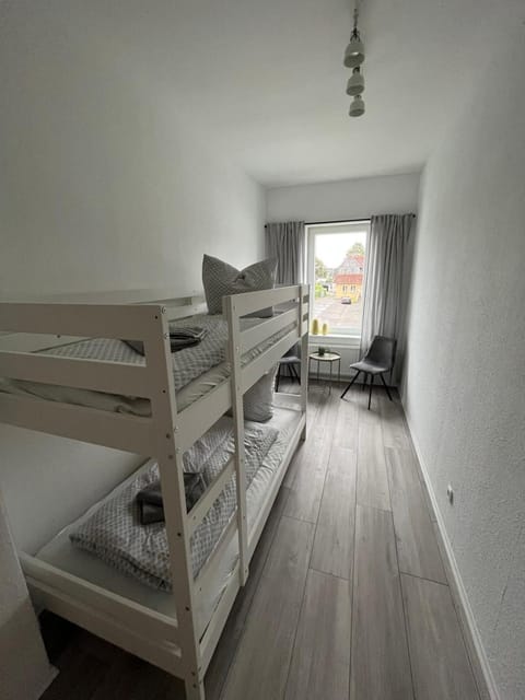 Photo of the whole room, bunk bed