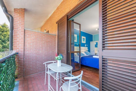 Balcony/Terrace, Dining area