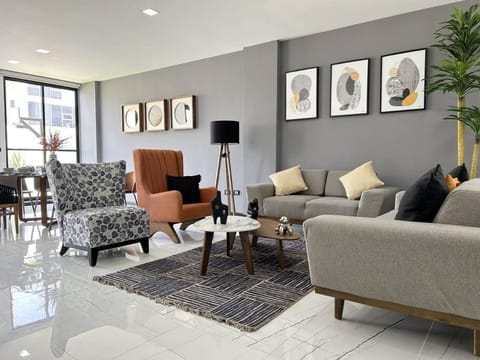 Home resort departamento exclusivo y céntrico House in Santiago de Queretaro