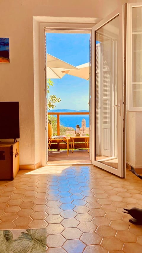 View (from property/room), Garden view, Sea view