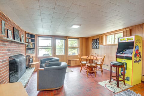 Lakefront Home with Fire Pit in Eagle River House in Eagle River