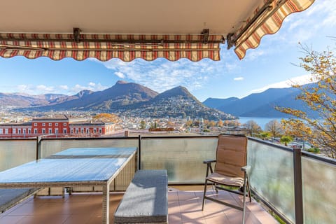 View (from property/room), Balcony/Terrace, Balcony/Terrace, Mountain view