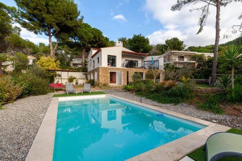 Property building, Living room, Swimming pool