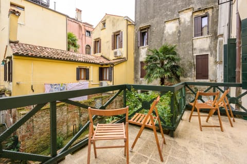 Balcony/Terrace, Balcony/Terrace