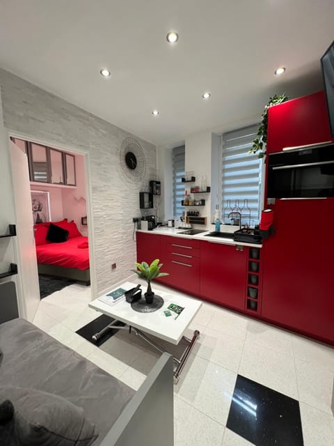 JOIA PARIS - Roli Apartment in Paris