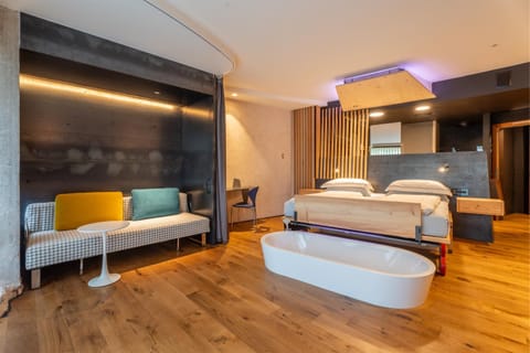 Bed, Photo of the whole room, Bedroom, Bath