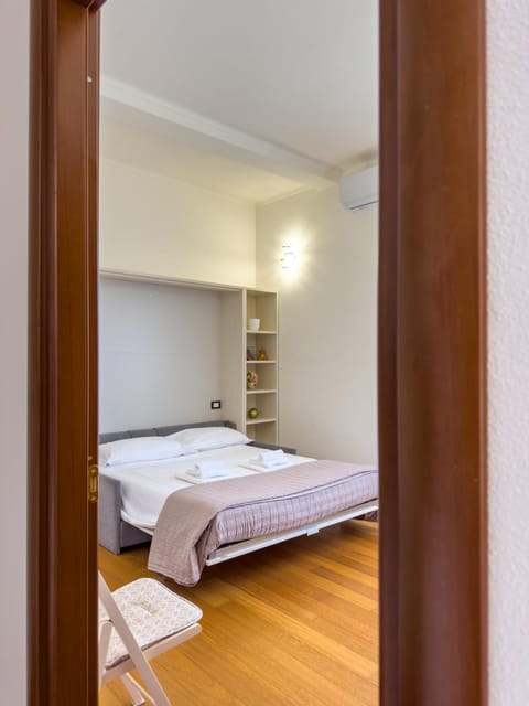 Bed, Photo of the whole room, Bedroom, towels, wardrobe