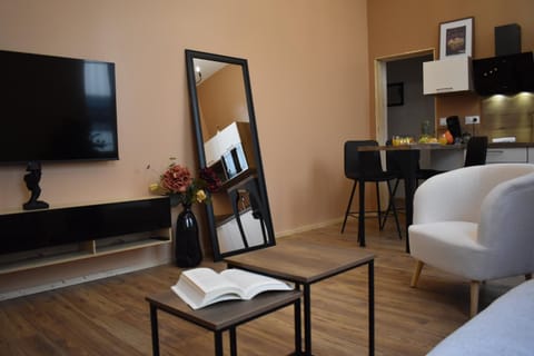 TV and multimedia, Seating area