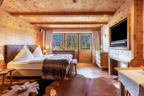 Property building, Living room, Bedroom