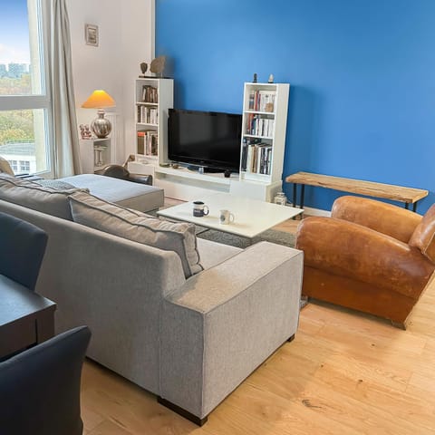 Communal lounge/ TV room, Living room