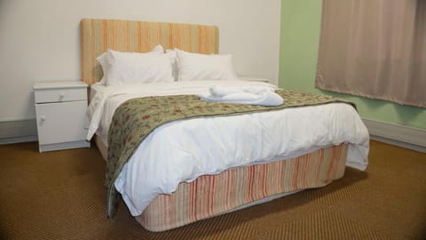 Wynberg Lodge Bed and Breakfast in Cape Town