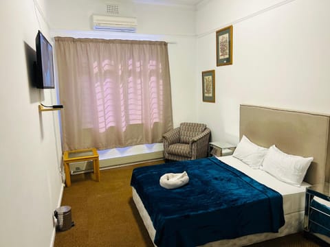 Wynberg Lodge Bed and Breakfast in Cape Town