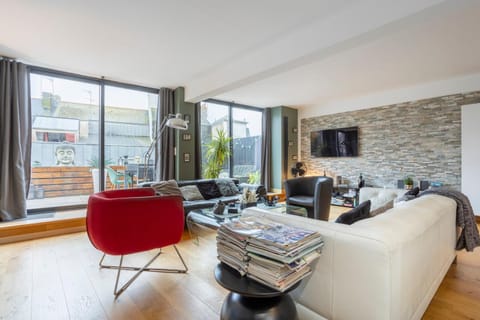 Property building, Living room