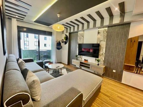 Communal lounge/ TV room, TV and multimedia, Living room