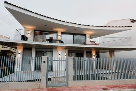 Patio, View (from property/room), Balcony/Terrace