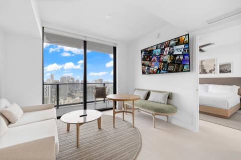 TV and multimedia, Living room, Seating area, air conditioner