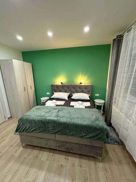 Bed, Photo of the whole room, Bedroom, towels, wardrobe