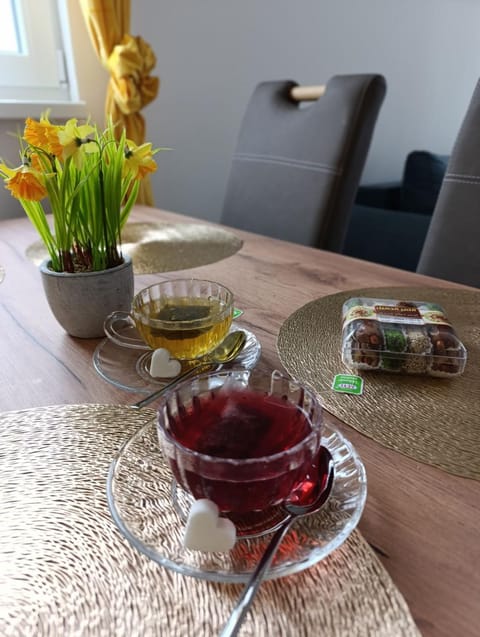 Food and drinks, Dining area