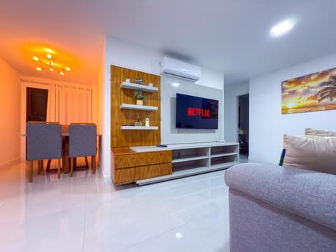 Communal lounge/ TV room, TV and multimedia, Living room, Seating area, air conditioner