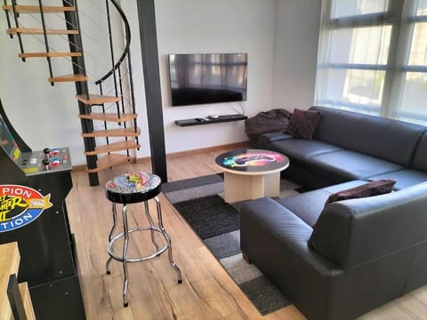 La suite Gaming - Suite 8 personnes Apartment in Wallonia, Belgium