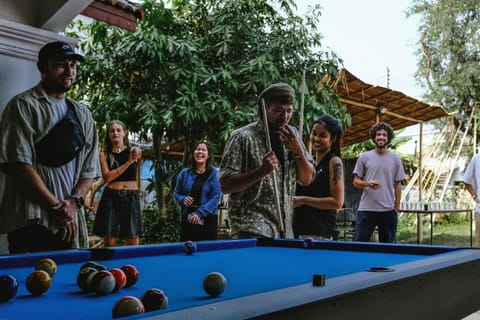 Day, People, Billiard, group of guests