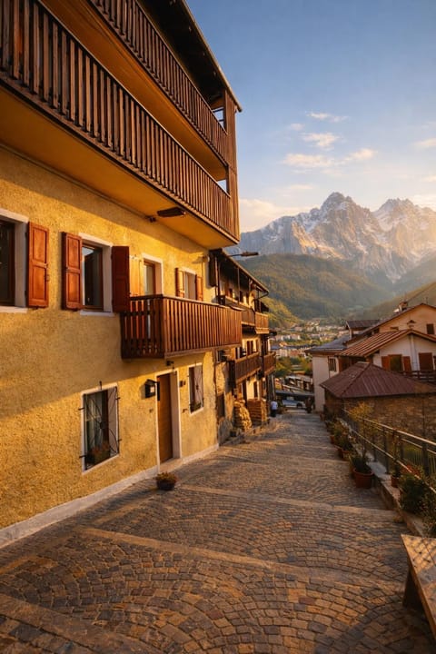 Property building, Day, Neighbourhood