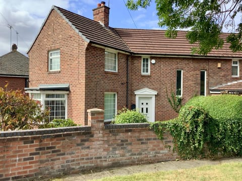 Property building, Facade/entrance, Fitness centre/facilities