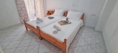 Alma Apartments Apartment hotel in Euboea