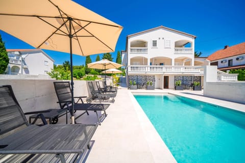 Patio, Balcony/Terrace, Pool view, Swimming pool, sunbed