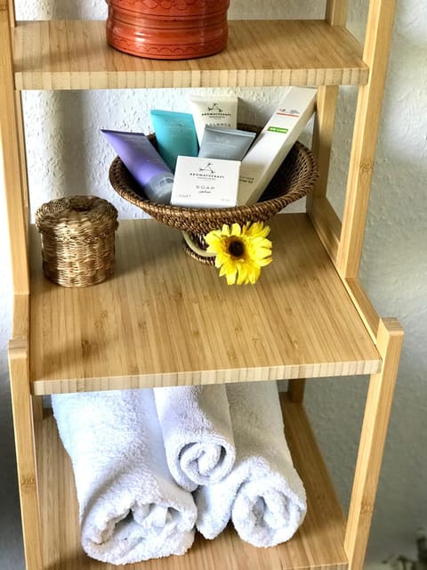 Large 2BR Apart up to 5 ppl, Work&Long Stay, BASF with Strong Wifi Apartment in Frankenthal